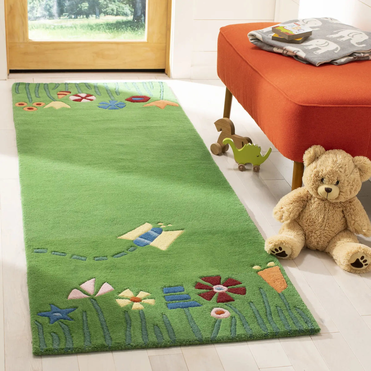 Safavieh Safavieh Kids 2'-3" x 7'-0" Rug in Green / Multi