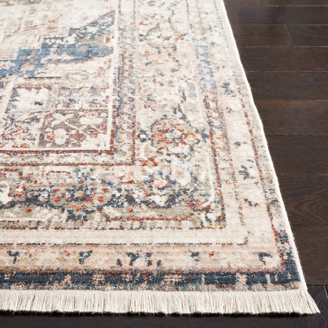 Safavieh Vintage Persian 4'-0" x 6'-0" Rug in Ivory / Green