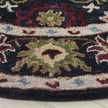 Safavieh Blossom 6'-0" x 6'-0" Rug in Black / Ivory