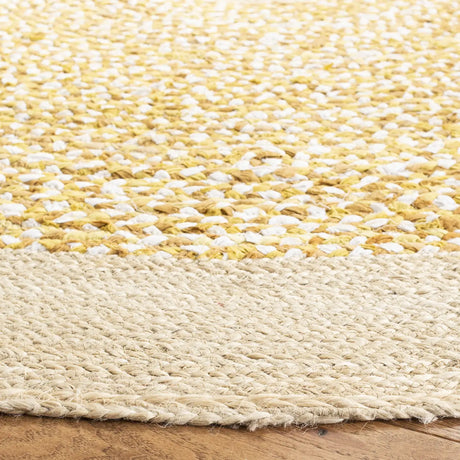 Safavieh Cape Cod 5'-0" x 5'-0" Rug in Gold / Natural