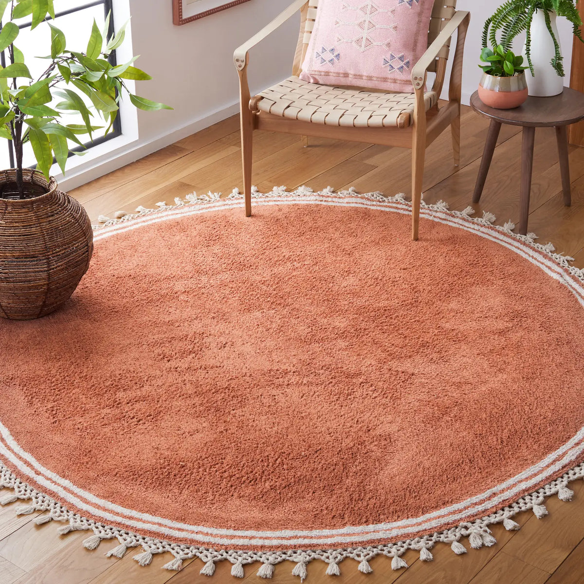 Safavieh Easy Care 6'-0" x 6'-0" Rug in Rust / Ivory