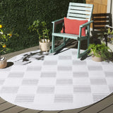 Safavieh Stella 6'-7" x 6'-7" Rug in Ivory / Beige
