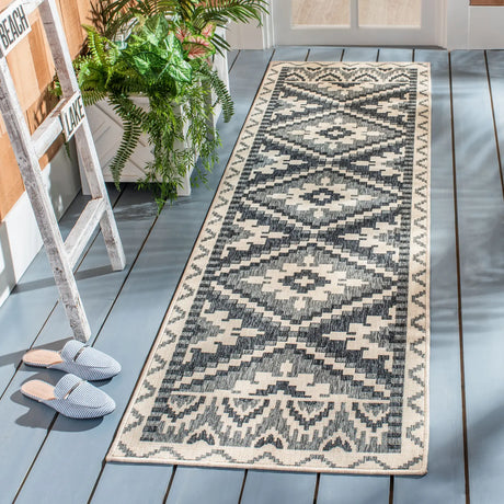 Safavieh Veranda 2'-3" x 10'-0" Rug in Beige / Grey