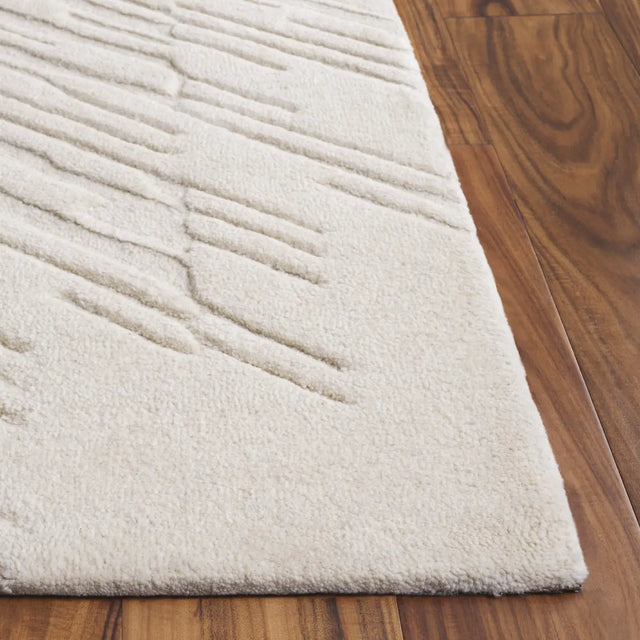 Safavieh Mykonos 4'-0" x 6'-0" Rug in Ivory