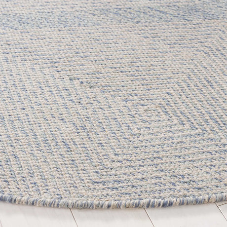 Safavieh Montauk 6'-0" x 6'-0" Rug in Light Blue