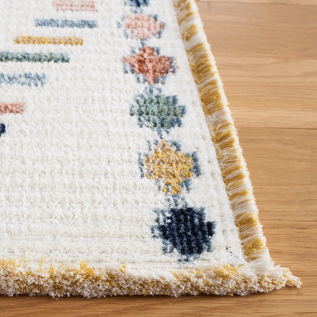 Safavieh Marrakesh 4'-0" x 6'-0" Rug in Ivory / Multi