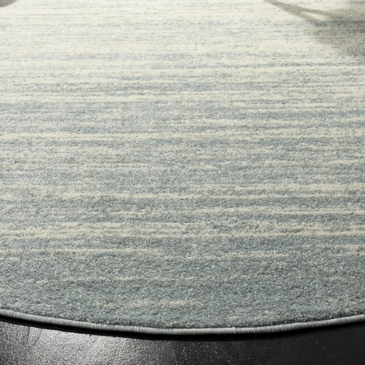Safavieh Adirondack 5'-0" x 5'-0" Rug in Slate / Cream