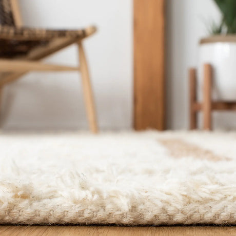 Safavieh Natura 4'-0" x 6'-0" Rug in Ivory / Natural