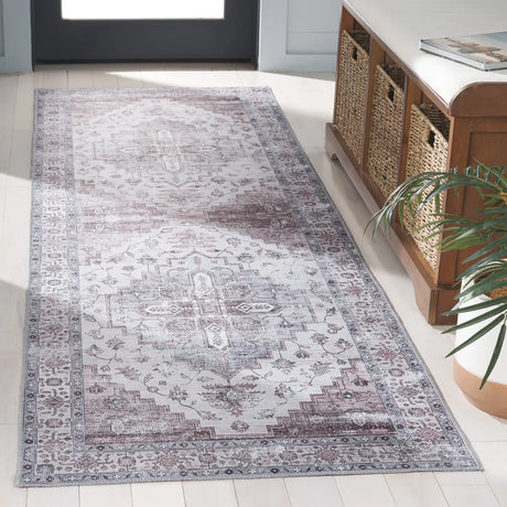 Safavieh Arizona 2'-6" x 8'-0" Rug in Grey / Ivory