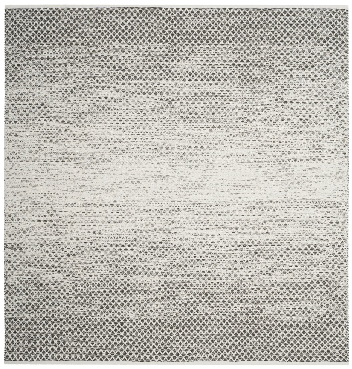 Safavieh Montauk 6'-0" x 6'-0" Rug in Light Grey / Ivory