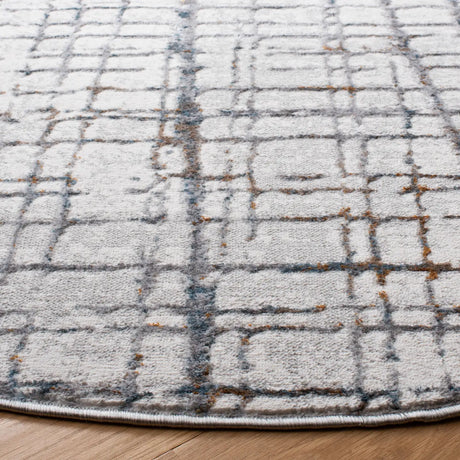 Safavieh Sonoma 6'-7" x 6'-7" Rug in Ivory / Grey