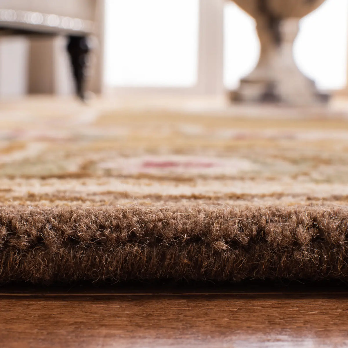 Safavieh Classic 5'-0" x 8'-0" Rug in Light Gold / Green