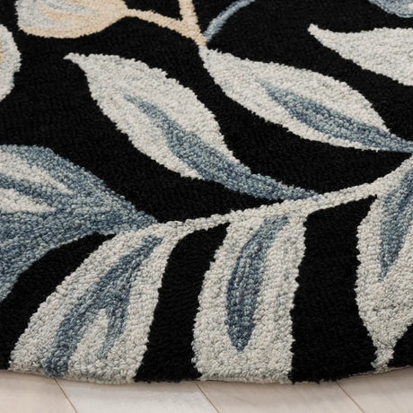 Safavieh Jardin 6'-0" x 6'-0" Rug in Black / Ivory