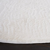 Safavieh Faux Rabbit Fur 6'-0" x 6'-0" Rug in Off White