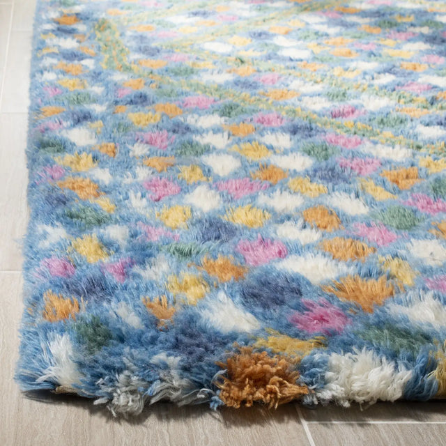Safavieh Casablanca 5'-0" x 8'-0" Rug in Ivory / Blue
