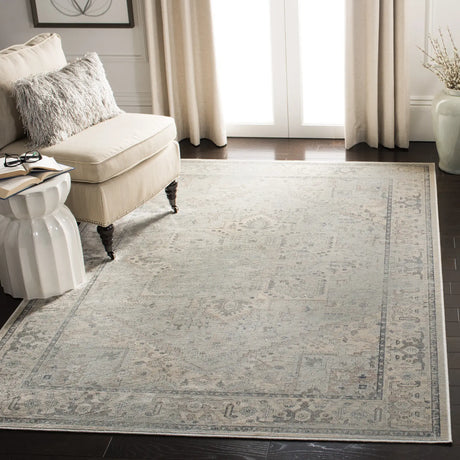 Safavieh Vintage 5'-3" x 7'-6" Rug in Light Blue