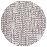 Safavieh Montauk 6'-0" x 6'-0" Rug in Ivory / Grey