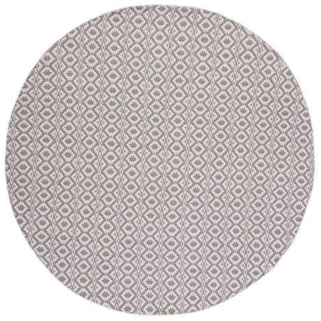 Safavieh Montauk 6'-0" x 6'-0" Rug in Ivory / Grey