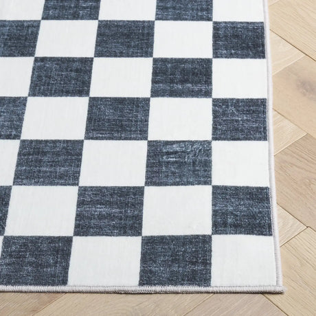 Safavieh Santa Clara 4'-0" x 6'-0" Rug in Ivory / Black