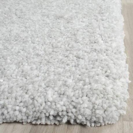 Safavieh Ultimate Shag 8'-0" x 10'-0" Rug in Silver / Ivory