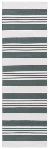 Safavieh Malibu 2'-6" x 8'-0" Rug in Dark Green / Grey