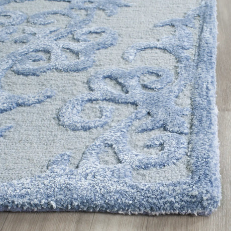 Safavieh Bella 2'-3" x 7'-0" Rug in Blue