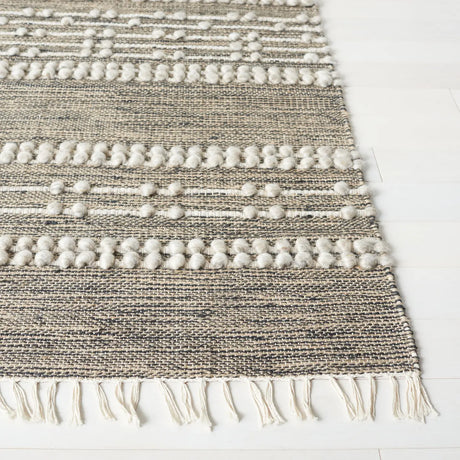Safavieh Natural Fiber 4'-0" x 6'-0" Rug in Natural / Beige