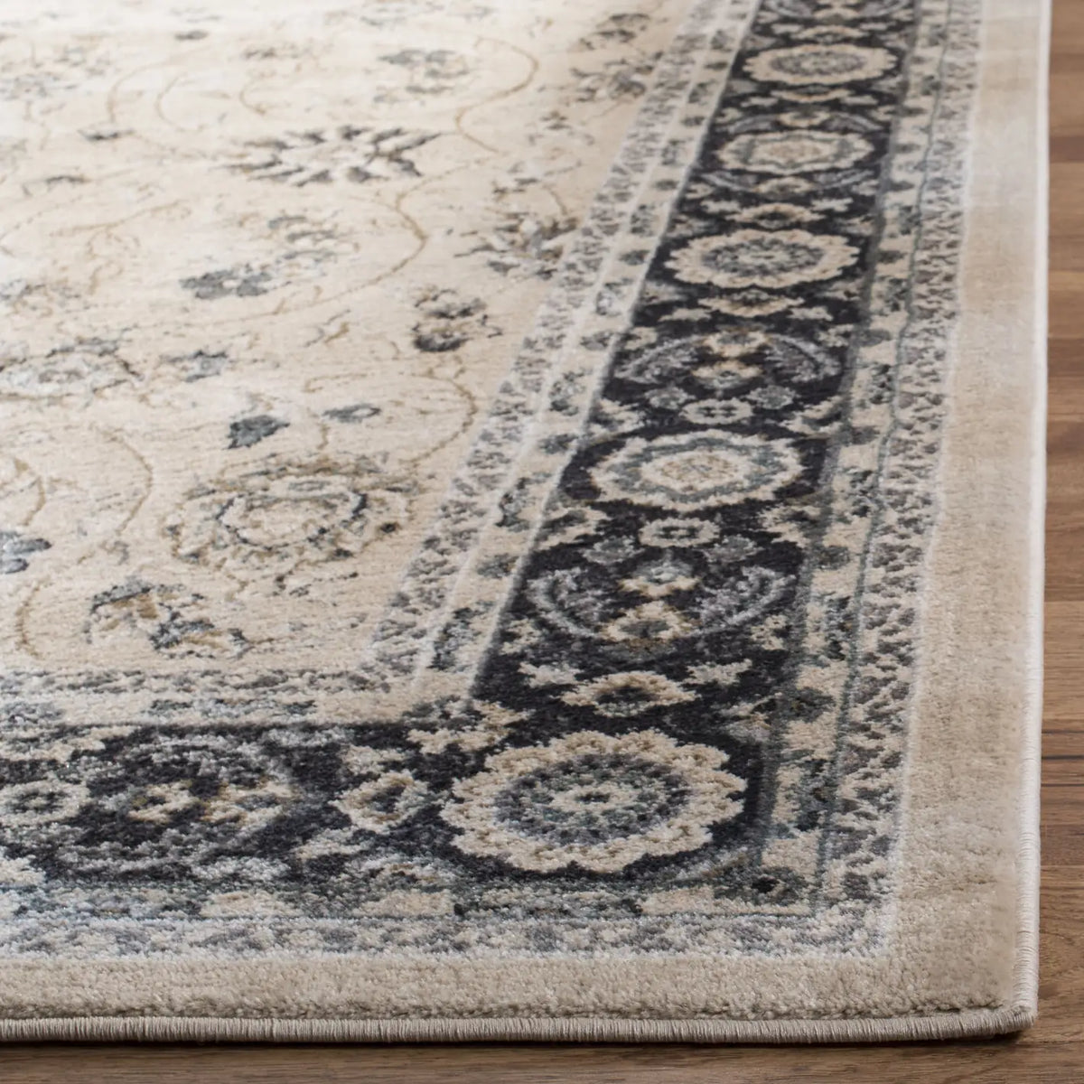 Safavieh Lyndhurst 4'-0" x 6'-0" Rug in Light Beige / Anthracite