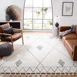 Safavieh Casablanca 10'-0" x 14'-0" Rug in Ivory / Black