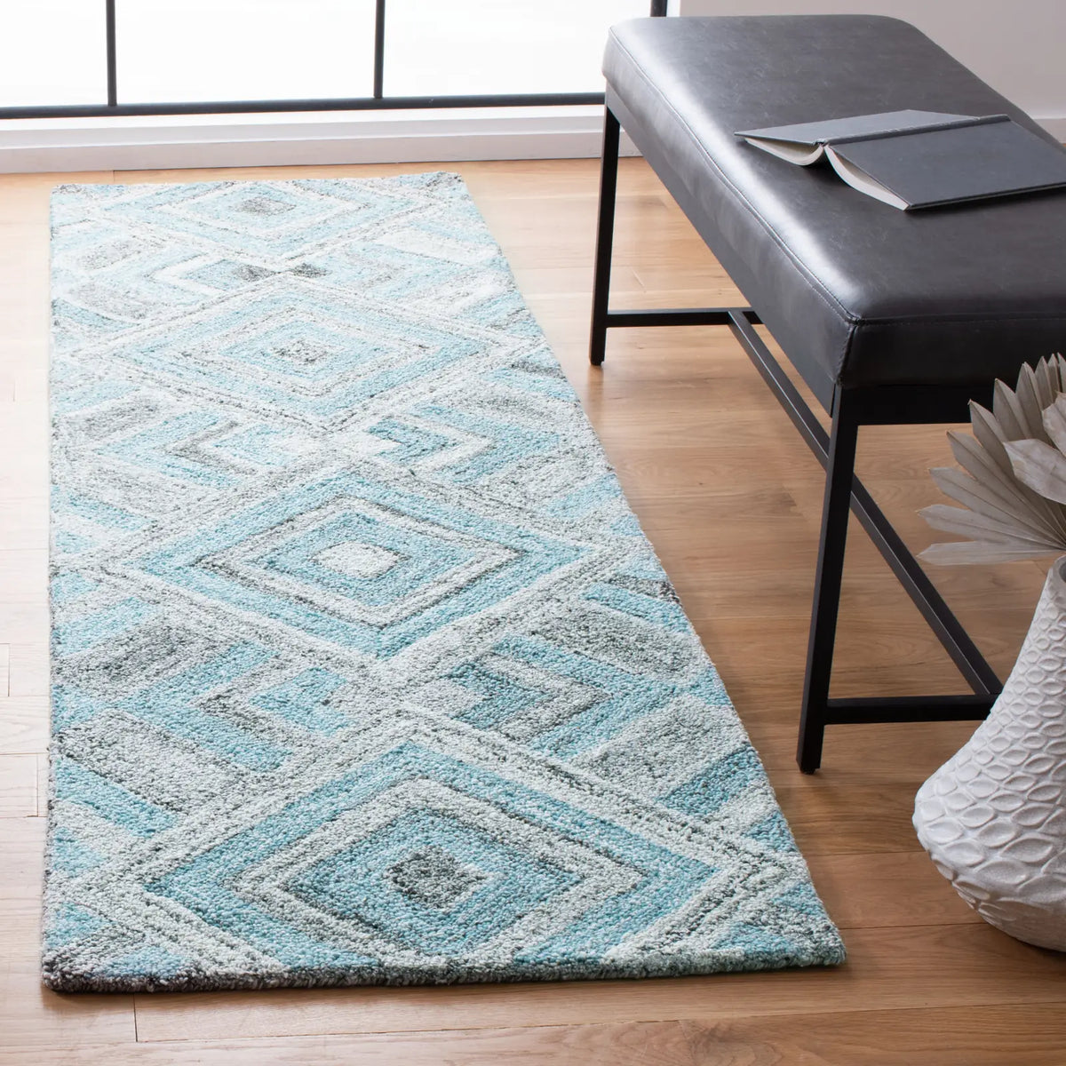 Safavieh Abstract 2'-3" x 8'-0" Rug in Grey / Turquoise