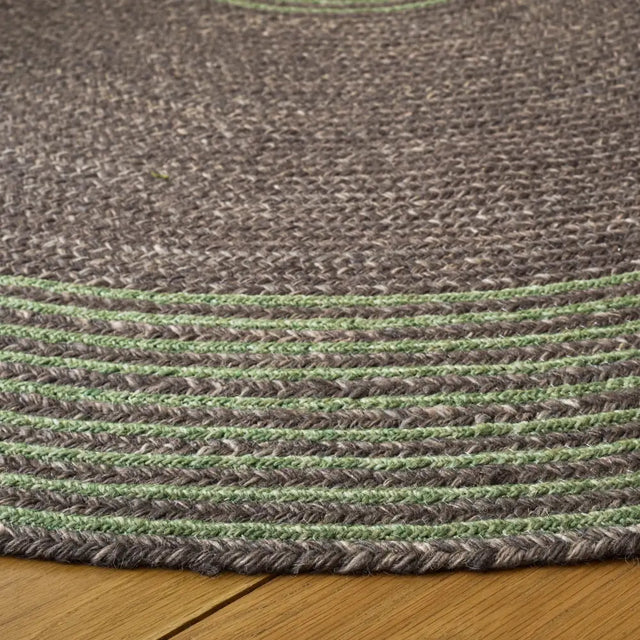 Safavieh Braided 5'-0" x 5'-0" Rug in Grey / Green