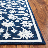Safavieh Ebony 4'-0" x 6'-0" Rug in Navy / Ivory