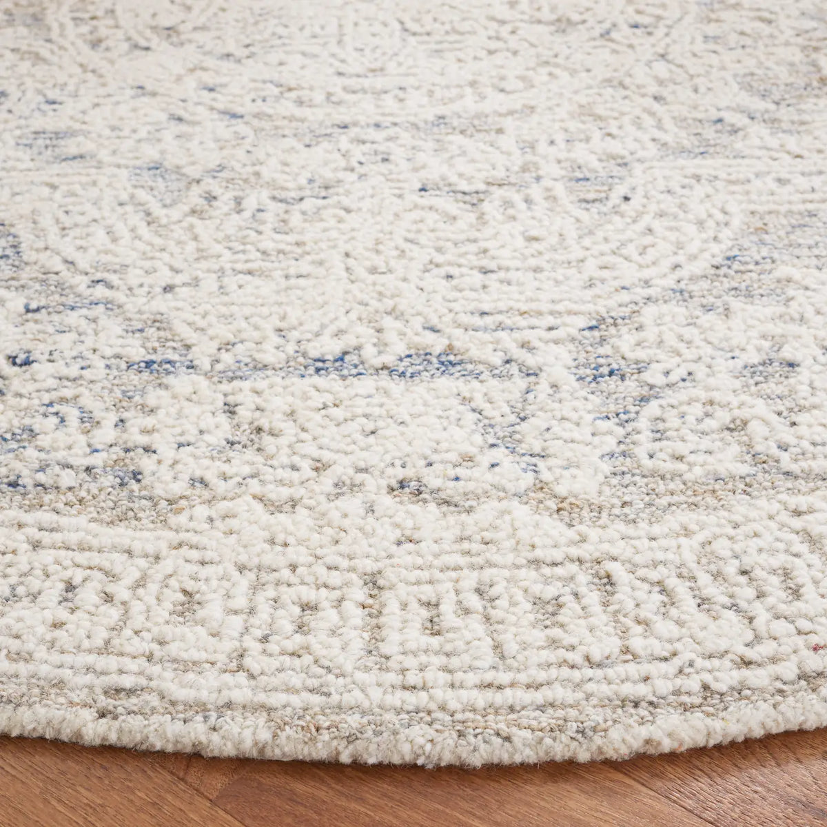 Safavieh Abstract 6'-0" x 6'-0" Rug in Ivory / Blue