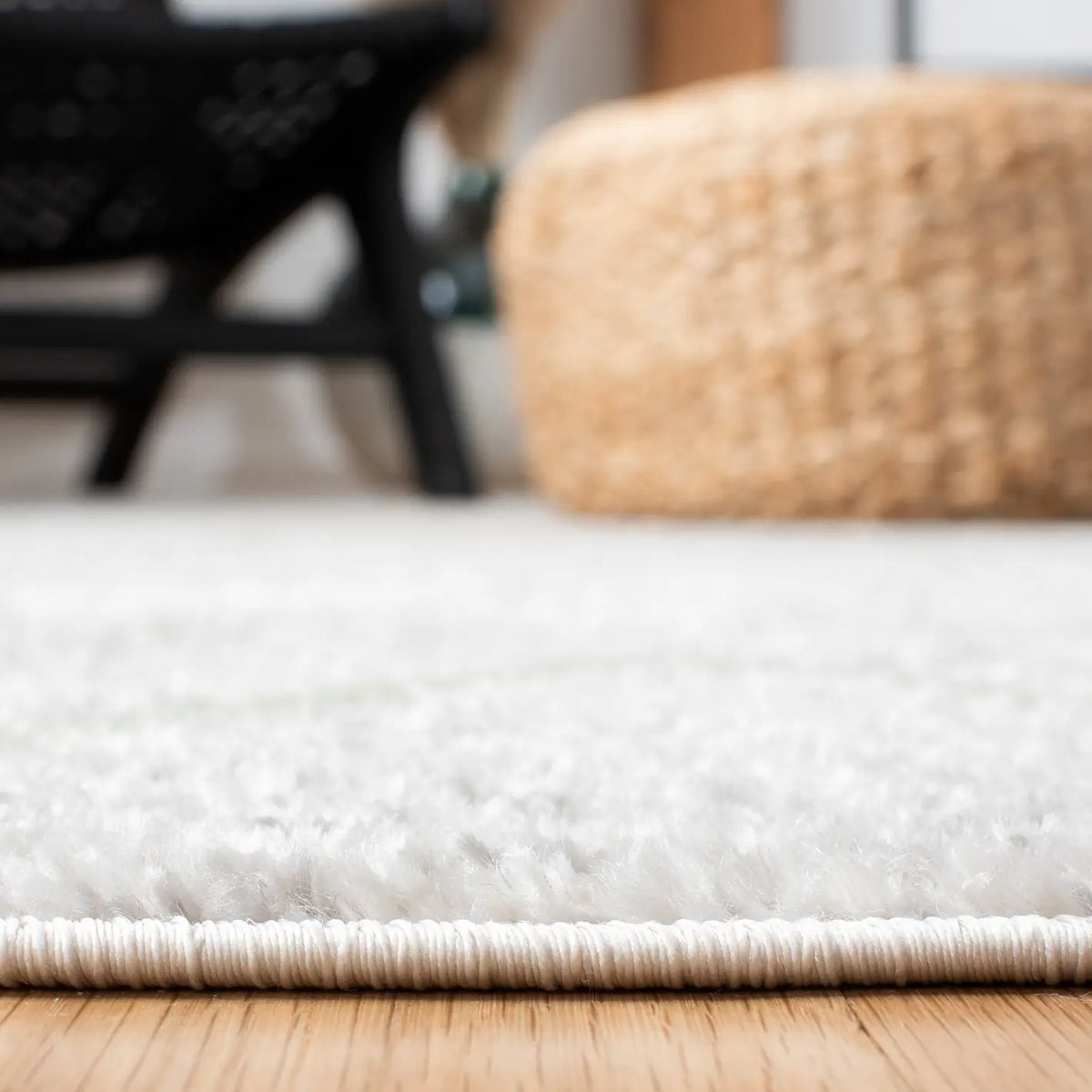 Safavieh Adirondack 4'-0" x 6'-0" Rug in Grey / Green