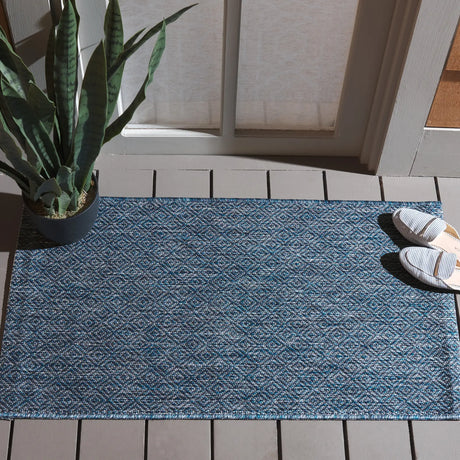 Safavieh Courtyard 2'-0" x 3'-7" Rug in Navy / Navy