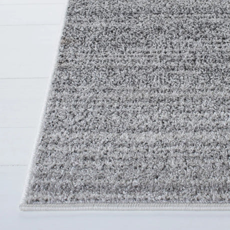 Safavieh Adirondack 4'-0" x 6'-0" Rug in Grey / Ivory