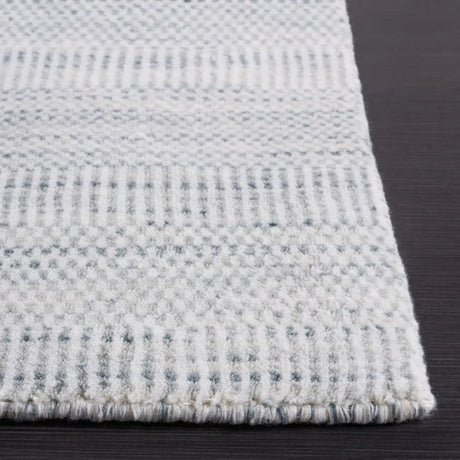 Safavieh Mirage 4'-0" x 6'-0" Rug in Light Grey / Ivory