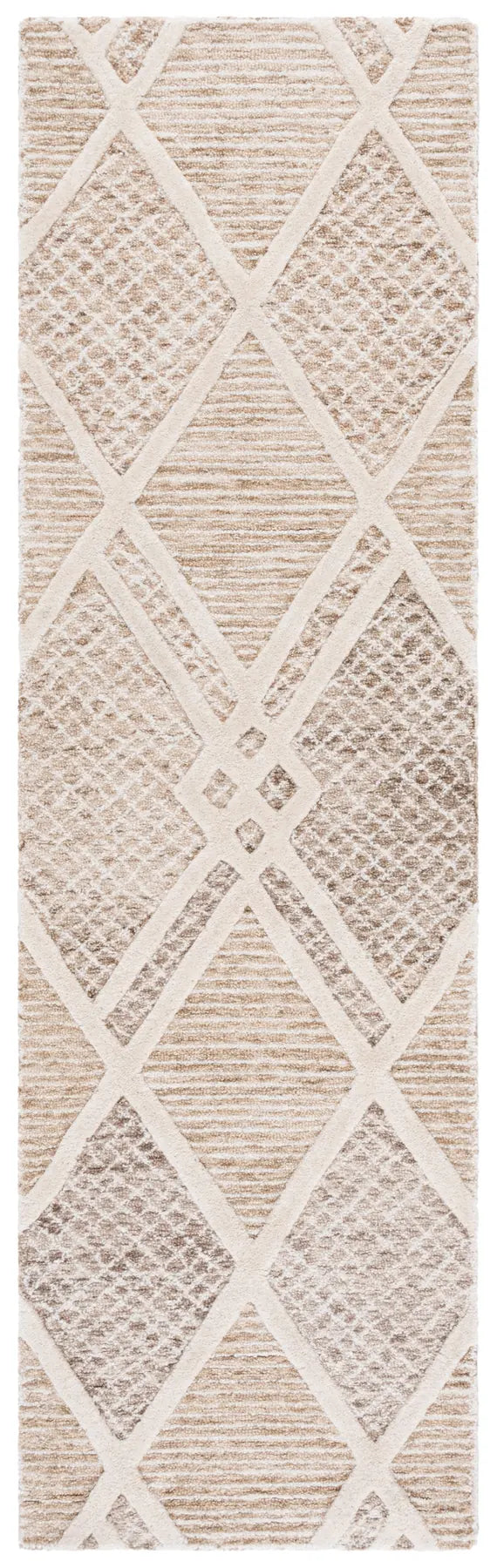 Safavieh Ebony 2'-3" x 8'-0" Rug in Beige / Ivory