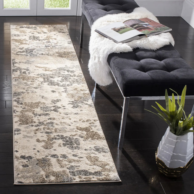 Safavieh Spirit 100 2'-0" x 8'-0" Rug in Taupe / Ivory