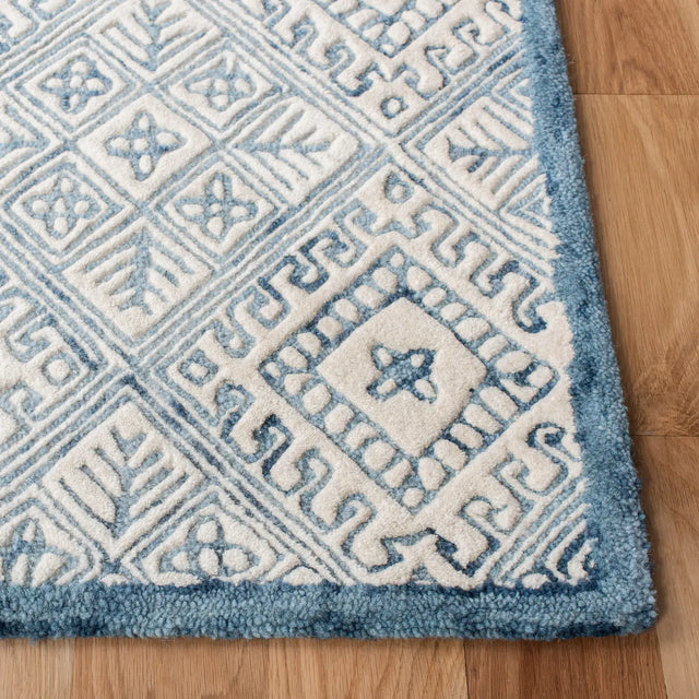 Safavieh Glamour 5'-0" x 8'-0" Rug in Blue / Ivory