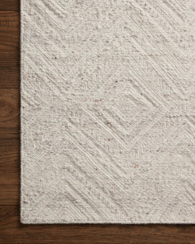 Loloi Raven Rav-04 Ivory/Pebble Rug - corner on wood
