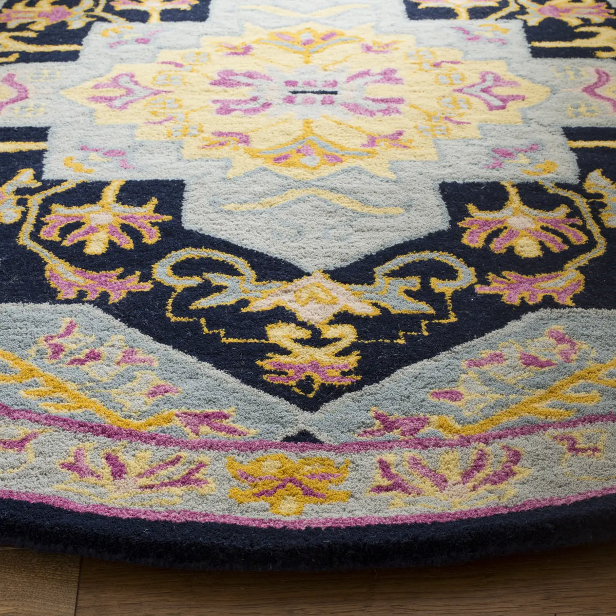 Safavieh Bellagio 5'-0" x 5'-0" Rug in Navy Blue / Multi