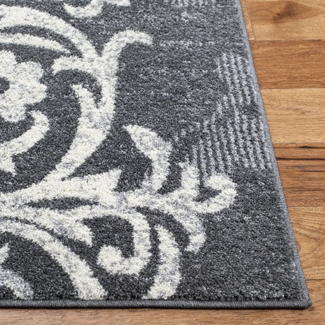 Safavieh Adirondack 4'-5" x 6'-5" Rug in Charcoal / Ivory
