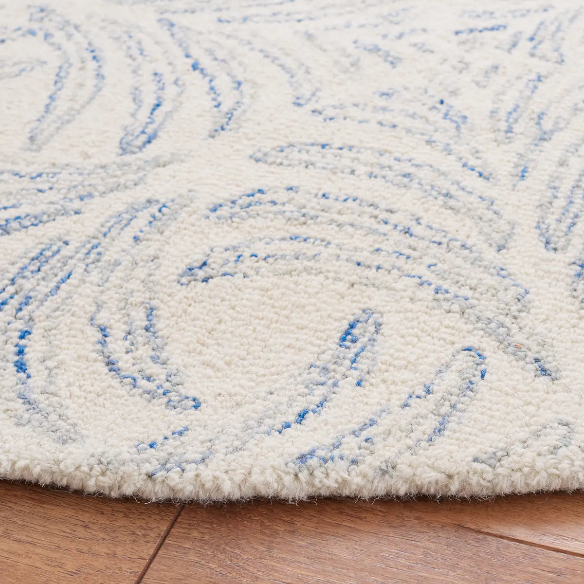 Safavieh Martha Stewart 300 6'-0" x 6'-0" Rug in Ivory / Blue