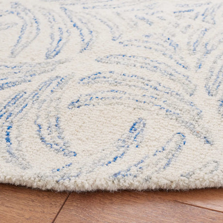 Safavieh Martha Stewart 300 6'-0" x 6'-0" Rug in Ivory / Blue