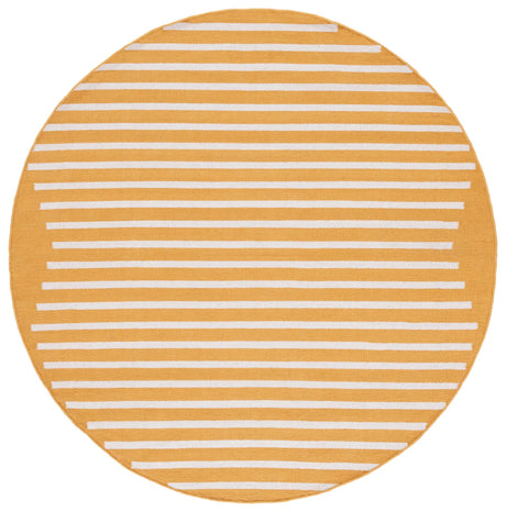 Safavieh Montauk 6'-0" x 6'-0" Rug in Gold / Ivory