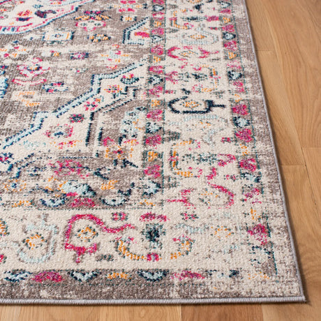 Safavieh Madison 4'-0" x 6'-0" Rug in Taupe / Ivory