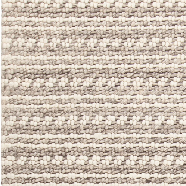 Chandra Suzette SUZ-55601 Silver / White rug, close-up detail