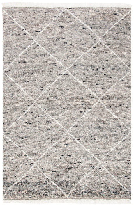 Safavieh Casablanca 4'-0" x 6'-0" Rug in Grey / Ivory