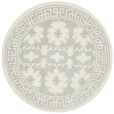 Safavieh Bella 5'-0" x 5'-0" Rug in Grey / Ivory